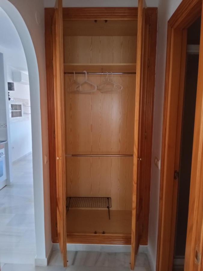 Apartamentos La Casa De Bebita Фуeнхирола Екстериор снимка