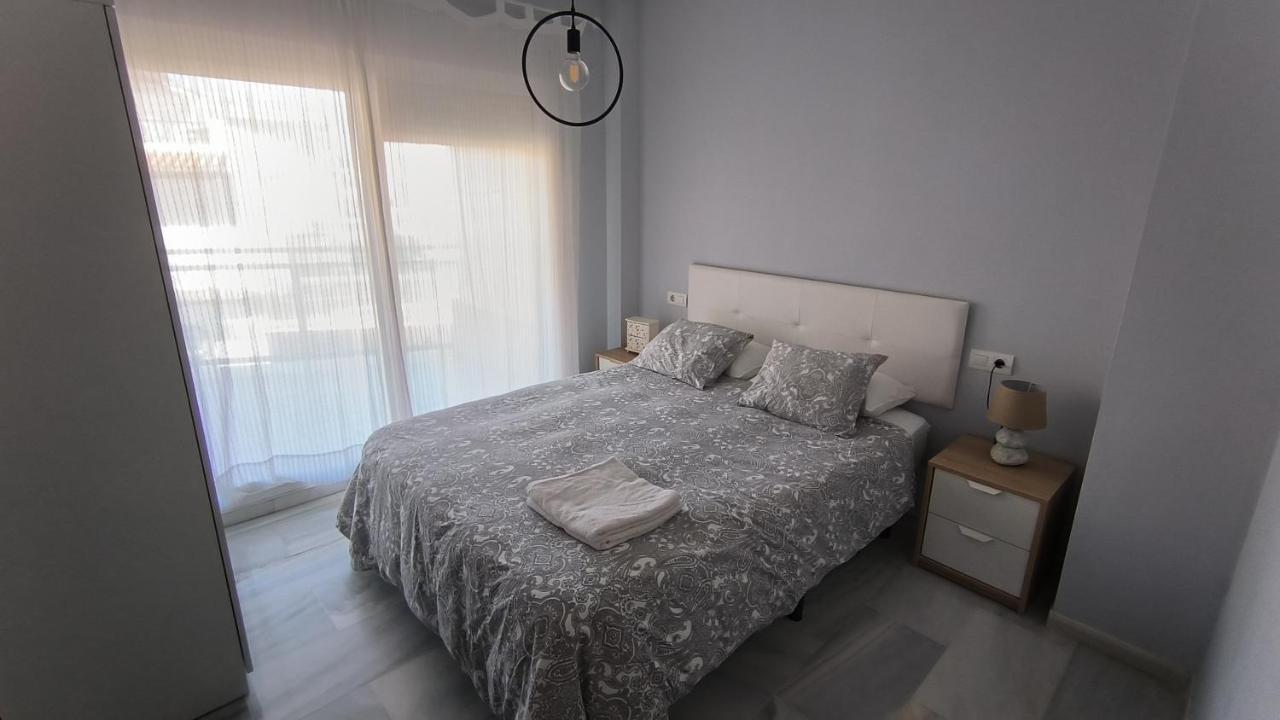 Apartamentos La Casa De Bebita Фуeнхирола Екстериор снимка
